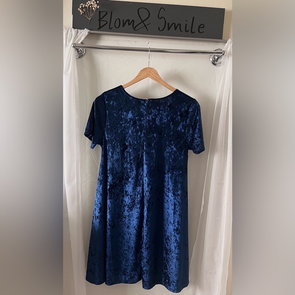 Navy Blue Dress - Picture 2 of 2